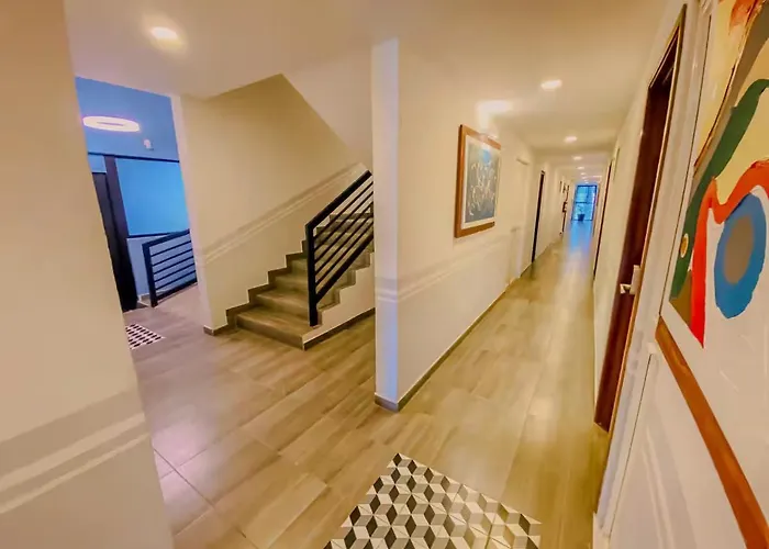 Midnight & Mango - The Crown Jewel Apartamento Cabo San Lucas
